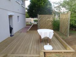 Terrasse Dallage pierre bois mélèze pin classe 4 collstrop combier paysage-aquatique-71–Aménagement-extérieur-étude-paysagiste-Macon-Chalon–Louhans–Charolles–Cluny–Paray–LeCreusot-Montceau