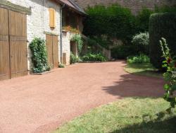 Accès–allée–cours–terrasse-perméable–drainant–pavage–béton- combier-paysage-aquatique-71–Aménagement-extérieur-étude-paysagiste-Macon-Chalon–Louhans–Charolles–Cluny–Paray–LeCreusot-Montceau