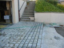 Accès–allée–cours–terrasse-perméable–drainant–pavage–béton- combier-paysage-aquatique-71–Aménagement-extérieur-étude-paysagiste-Macon-Chalon–Louhans–Charolles–Cluny–Paray–LeCreusot-Montceau