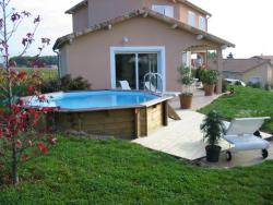 Piscine–béton–bois–traditionnelle–naturelle–bio–débordement-spa-combier-paysage-aquatique-71–Aménagement-extérieur-étude-paysagiste-Macon-Chalon–Louhans–Charolles–Cluny–Paray-Le Creusot-Montceau