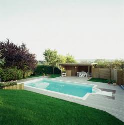 Piscine–béton–bois–traditionnelle–naturelle–bio–débordement-spa-combier-paysage-aquatique-71–Aménagement-extérieur-étude-paysagiste-Macon-Chalon–Louhans–Charolles–Cluny–Paray-Le Creusot-Montceau